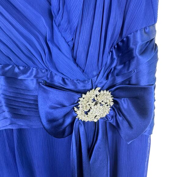 KM Collection By Milla Bell Royal Blue Flutter Sleeve Floor Length Dress Size 16 - Picture 4 of 10